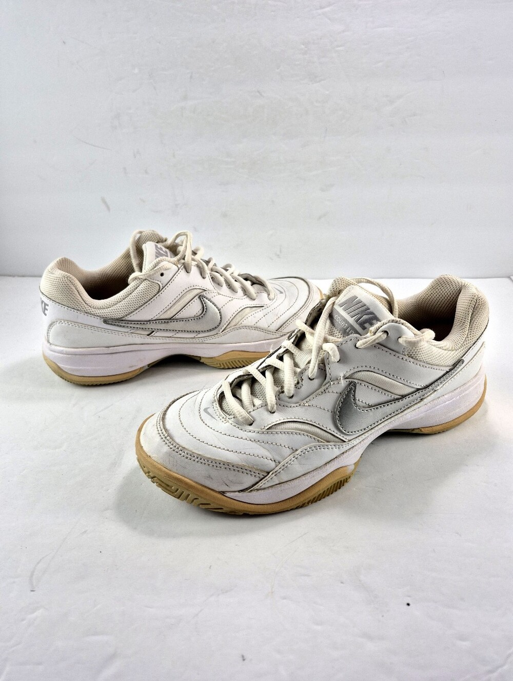 Nike Court Lite Women's Tennis Shoes Size 8 White Silver 845048-100 Retro Look